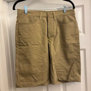 Under Armour Men’s Tan Shorts
